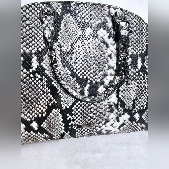 Aldo Black and White Snakeskin Crossbody Bag - Picture 4 of 16